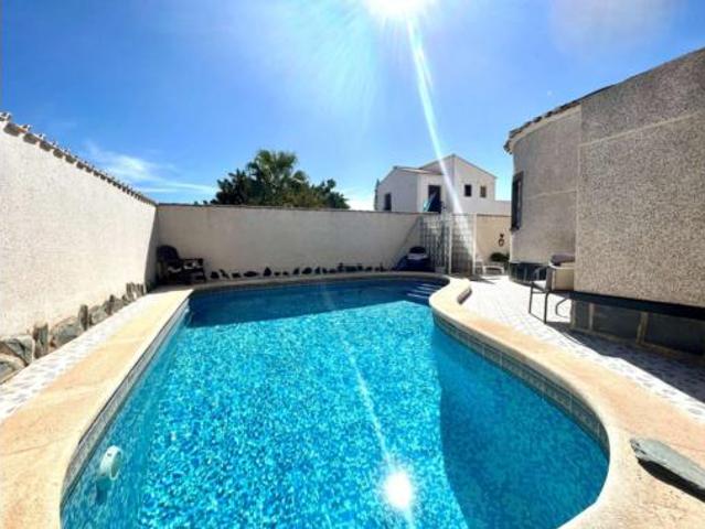 Chalet en venta en Urbanización la Florida, el Baix Segura / La Vega Baja