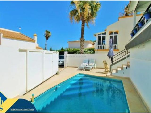 Chalet en venta en Villa Martín, el Baix Segura / La Vega Baja