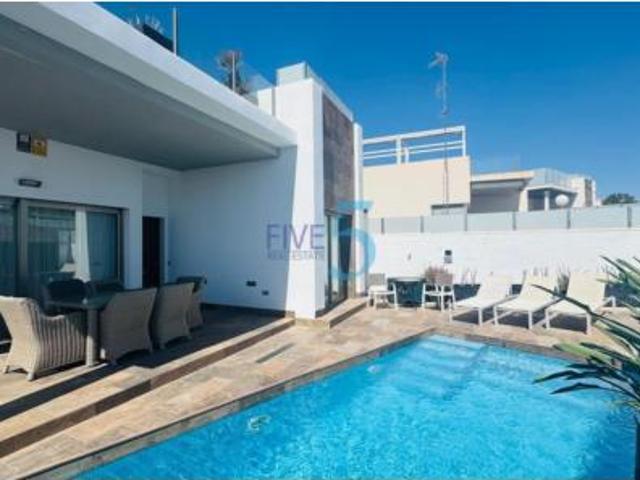 Chalet en venta en Urbanización la Florida, el Baix Segura / La Vega Baja