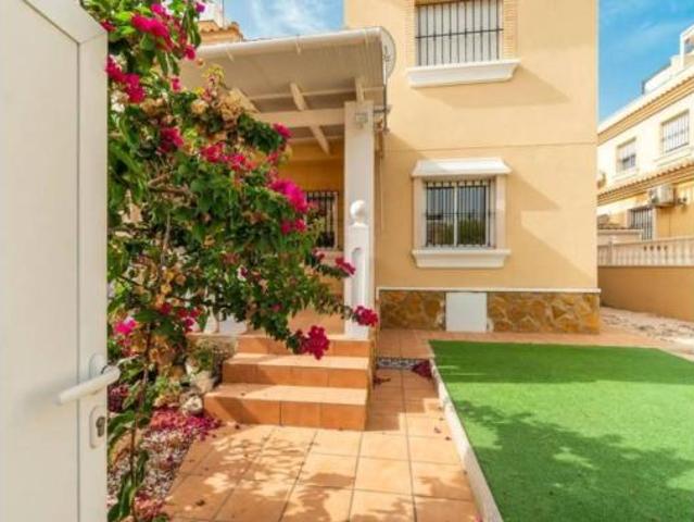 Chalet en venta en Villa Martín, el Baix Segura / La Vega Baja