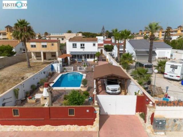 Chalet en venta en Playa Flamenca II, el Baix Segura / La Vega Baja