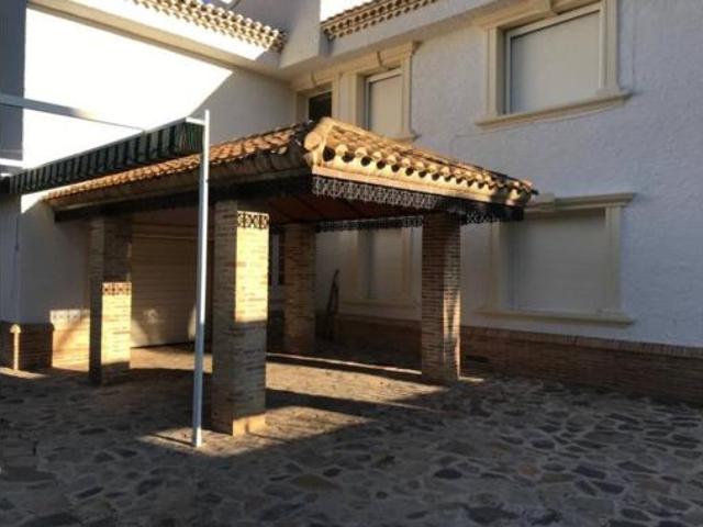 Chalet en venta en Urbanización La Zenia II, el Baix Segura / La Vega Baja