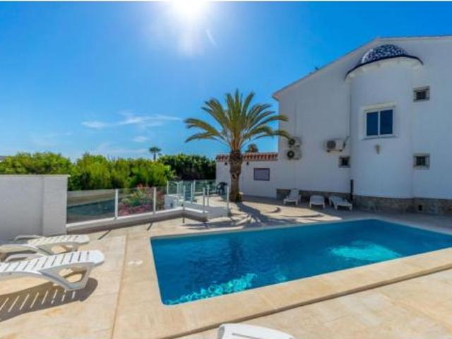 Chalet en venta en Playa Flamenca II, el Baix Segura / La Vega Baja