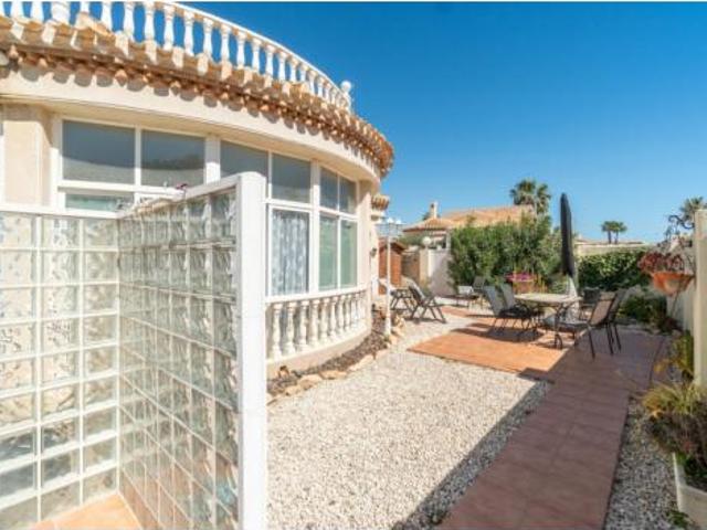 Chalet en venta en Playa Flamenca II, el Baix Segura / La Vega Baja
