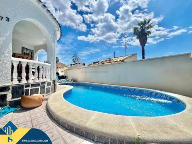 Chalet en venta en Urbanización Horizonte, el Baix Segura / La Vega Baja