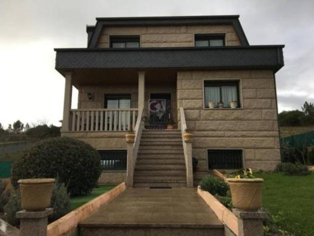 Villa en venta en Ourense, Casco Vello