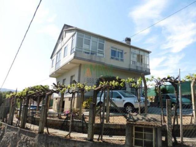 Chalet en venta en Mende, Gomesende