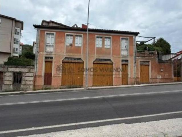 Chalet en venta en Montealegre, Ourense