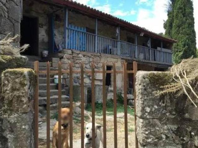 Chalet en venta en Reza, Ourense