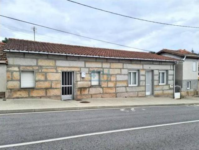 Chalet en venta en Rairo, Ourense