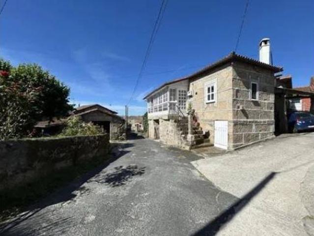 Chalet en venta en Naves, Ourense