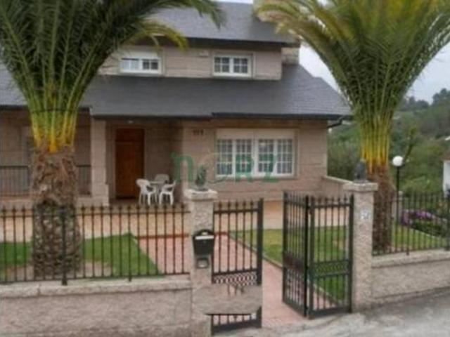 Chalet en venta en Eiroás, Gomesende