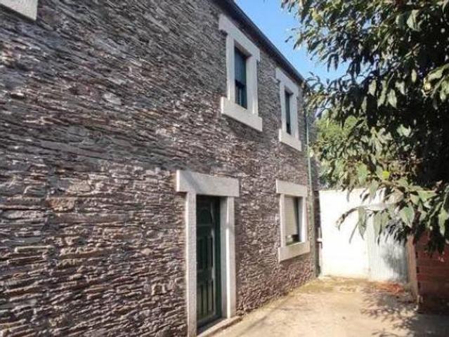 Chalet en venta en Outeiro de Rei, Lugo