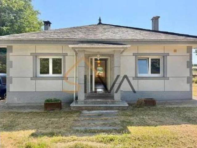 Chalet en venta en Lugo, Galicia
