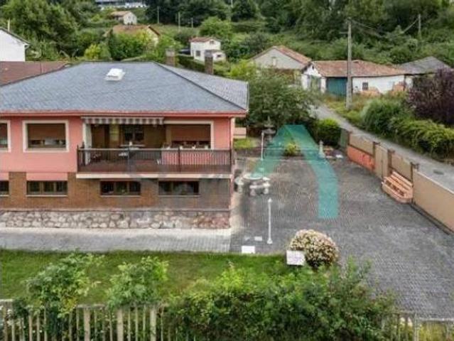 Chalet en venta en Los Solises, Oviedo