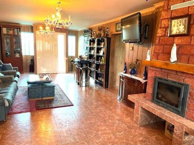 Villa en venta en Oviedo, La Florida