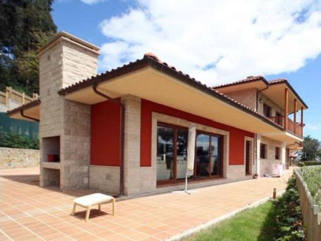 Chalet en venta en Toleo, Oviedo