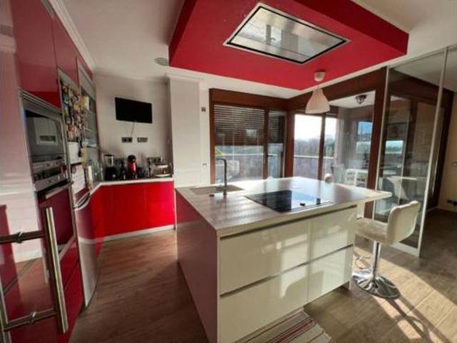 Chalet en venta en Oviedo, Asturias