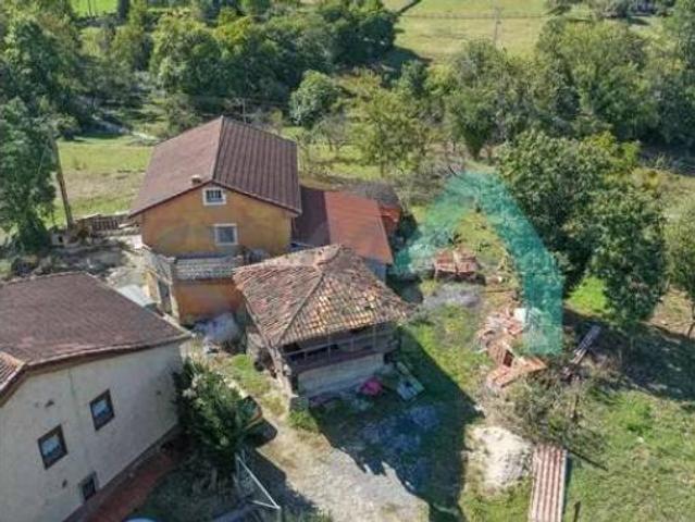 Chalet en venta en Junigro (Trubia), Oviedo