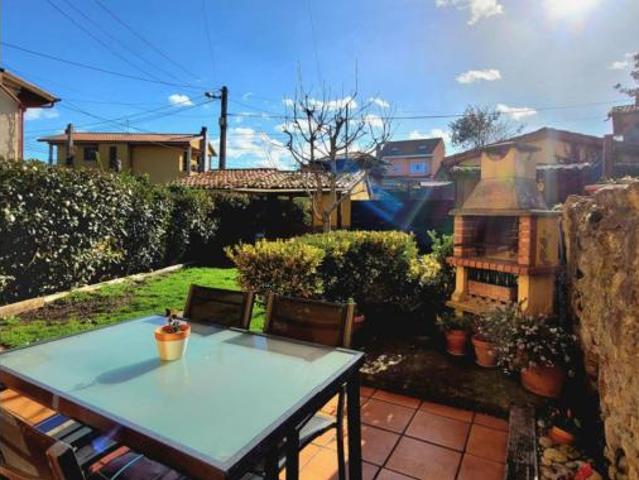 Chalet en venta en Oviedo, Asturias