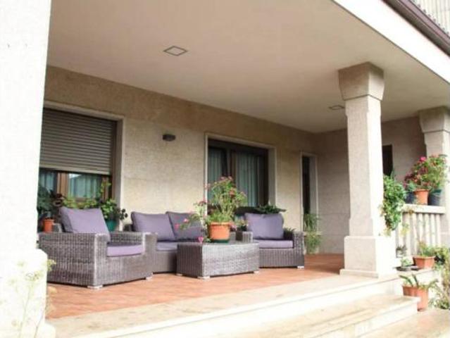 Chalet en venta en Padrón, O Sar