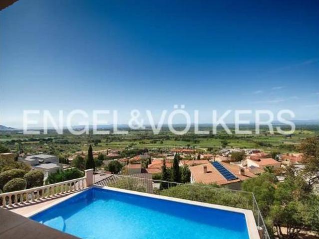 Chalet en venta en Mas Isaac, Palau-saverdera