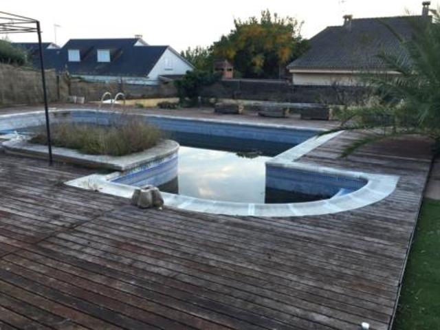 Chalet en venta en Palau-solità I Plegamans, Barcelona