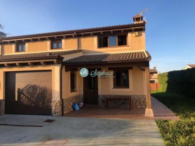 Chalet en venta en Palazuelos De Eresma, Castilla y León