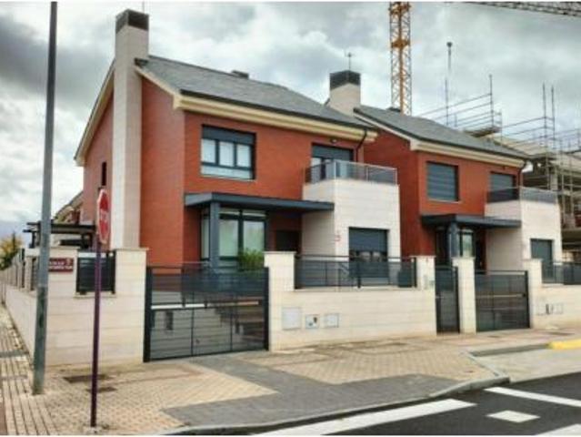 Chalet en venta en El Carmen, Palencia