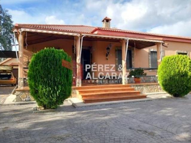 Chalet en venta en Palma Del Río, Andalucía