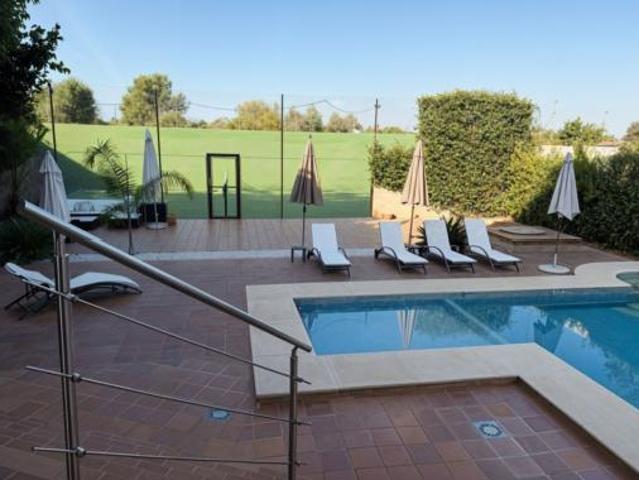 Chalet en venta en Palomares del Río, Sevilla