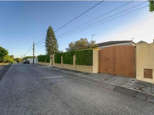 Chalet en venta en Palomares Del Río, Andalucía