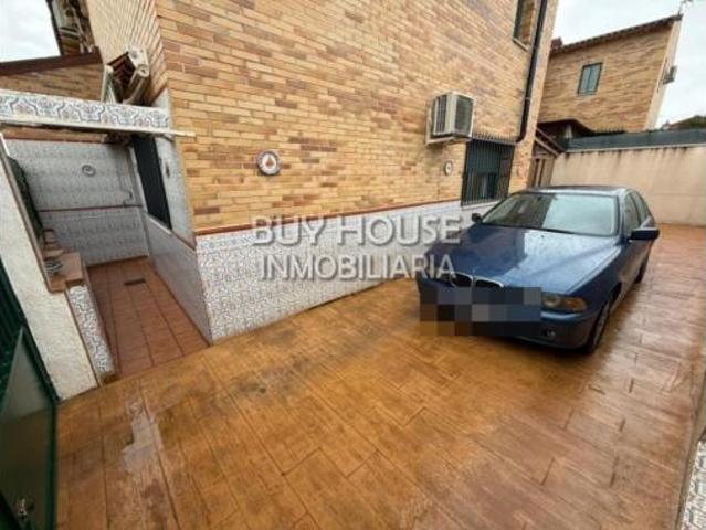 Chalet en venta en Pantoja, Castilla-La Mancha