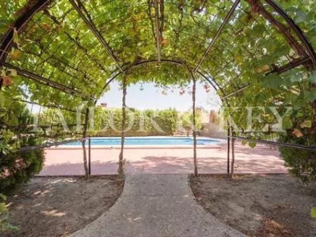 Chalet en venta en Paracuellos De Jarama, Madrid