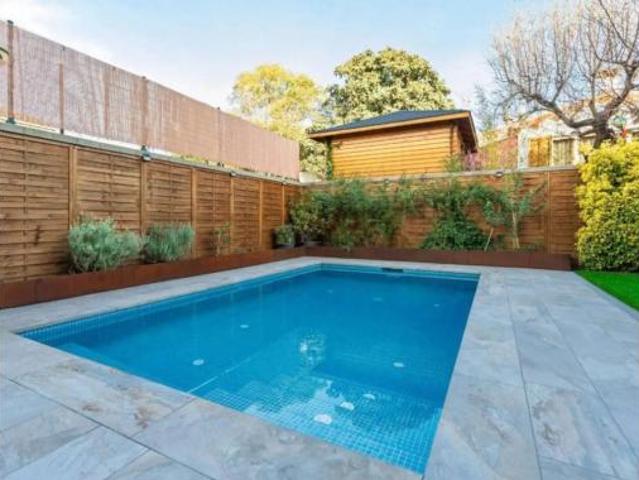 Chalet en venta en l'Eixample de Parets, Vallès Oriental