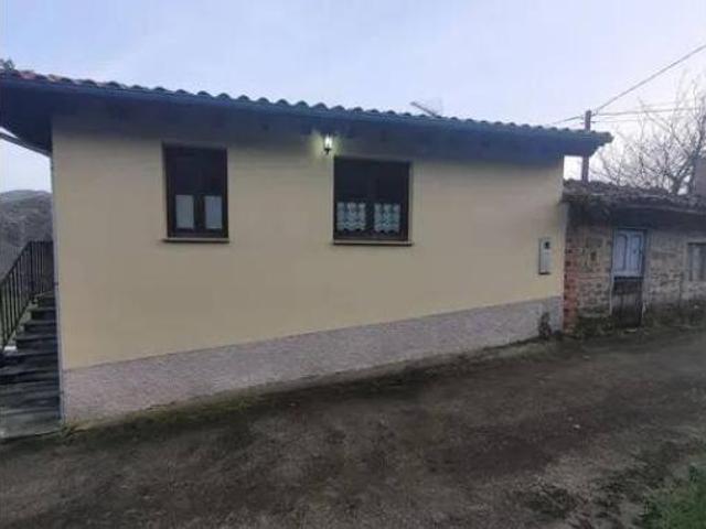 Chalet en venta en Parres, Asturias