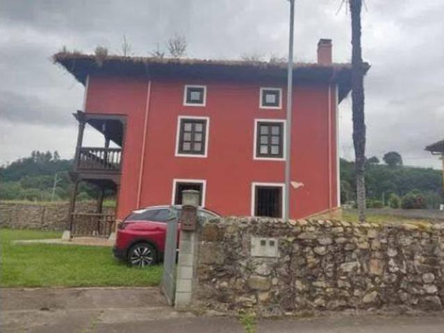 Chalet en venta en Santianes del Terrón, Parres
