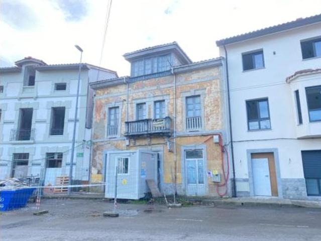 Chalet en venta en Villa de la Peña / Villar de La Peñe, Parres