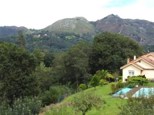Chalet en venta en Parres, Asturias