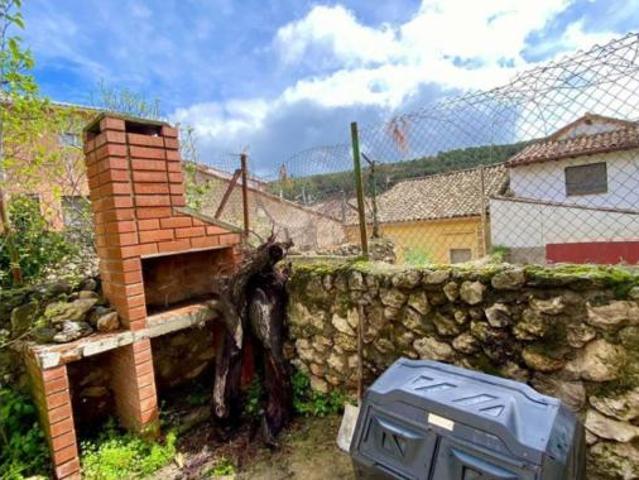 Chalet en venta en Pastrana, Castilla-La Mancha