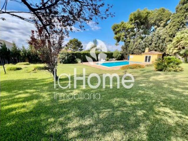 Chalet en venta en la Canyada, l'Horta Nord