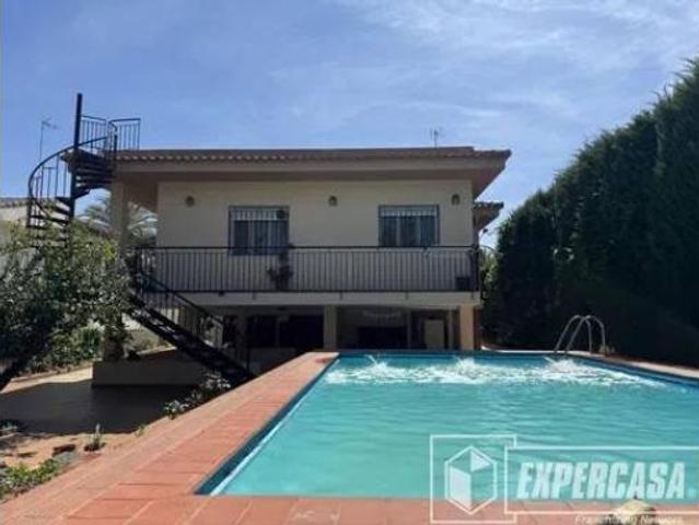 Chalet en venta en la Canyada, l'Horta Nord