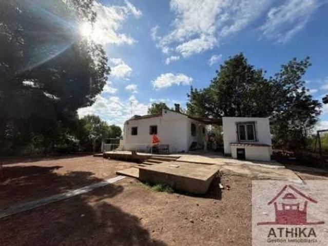 Chalet en venta en Pedralba, La Serranía