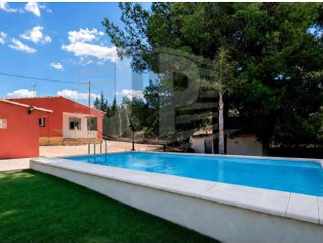 Chalet en venta en Urbanizacización Les Mallades, La Serranía