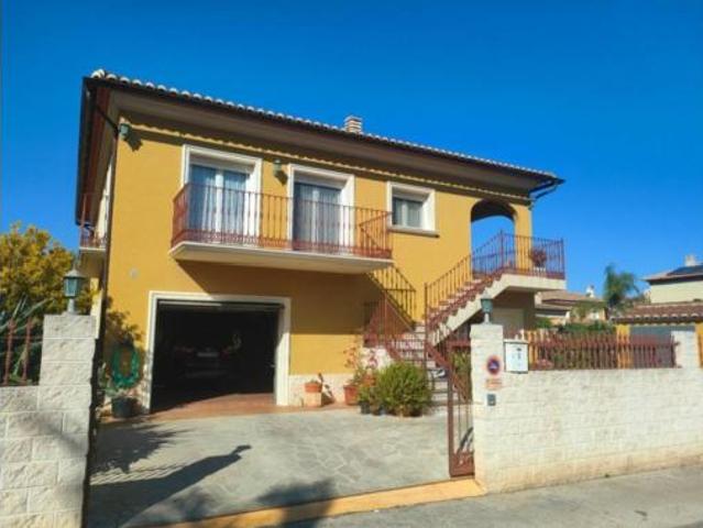 Villa en venta en Pedreguer