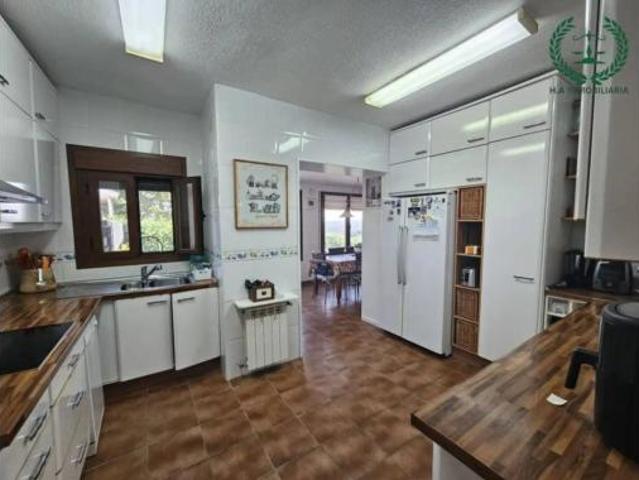 Chalet en venta en Pedrezuela, Madrid