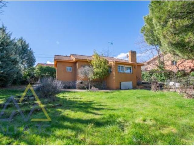 Chalet en venta en Montenebro, Pedrezuela