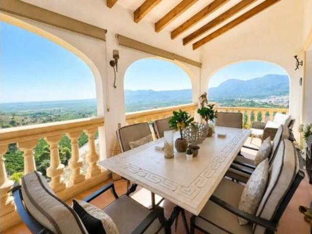 Chalet en venta en la Marina Alta, Valencia
