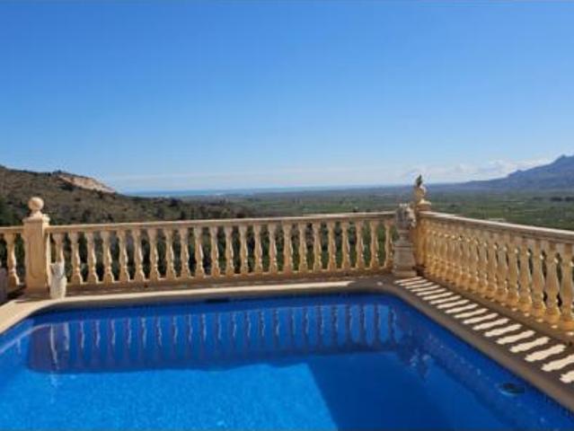 Chalet en venta en la Marina Alta, Valencia