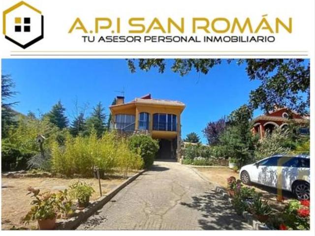 Villa en venta en Peguerinos
